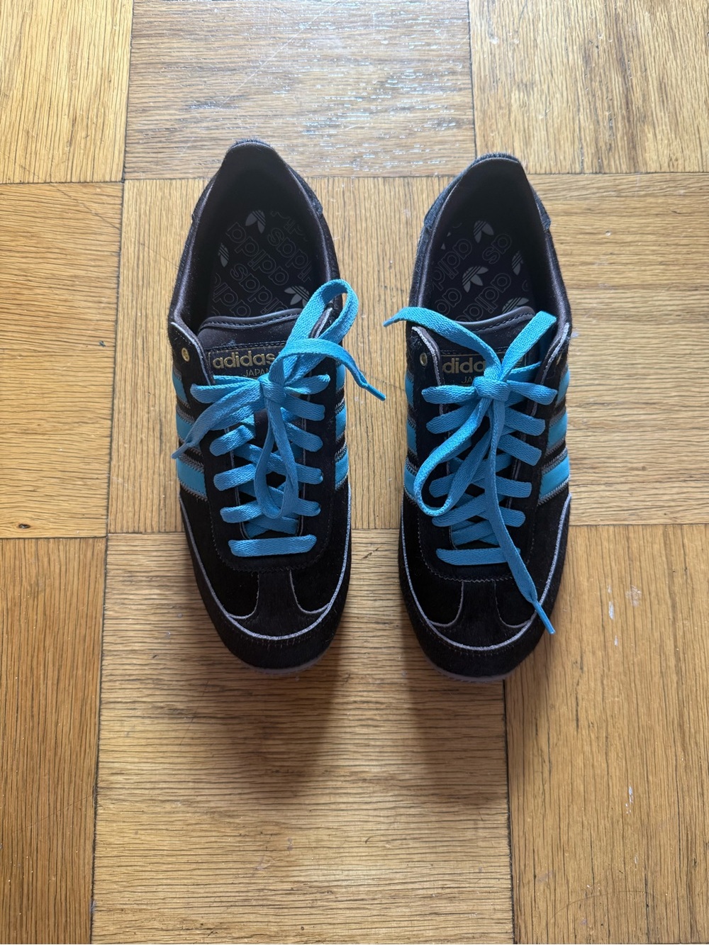 adidas Japan Dark Brown / Preloved Blue / Trace Brown Sneaker size 9 W